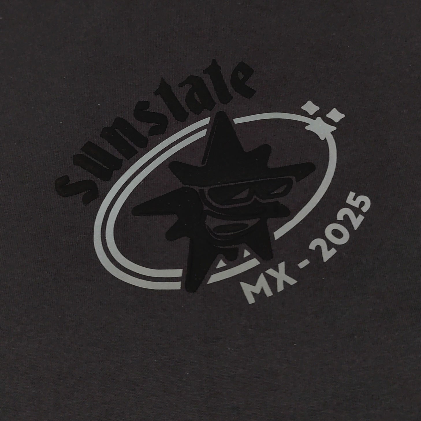 Sunstate T-Shirt / Carbon Black